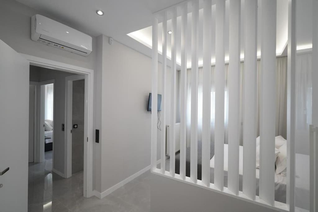 Brand New 3Br With 2 Bathrooms Marousi Apartment Athens Exterior photo